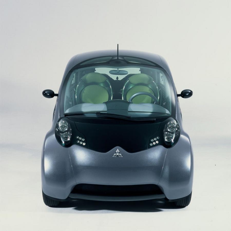  Mitsubishi i Concept 2003 года  (фото 15 из 15)